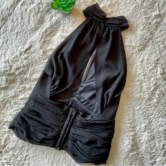 NIKKI Italy Women’s Black Ruched Halter Top Size 5 - Picture 4 of 11